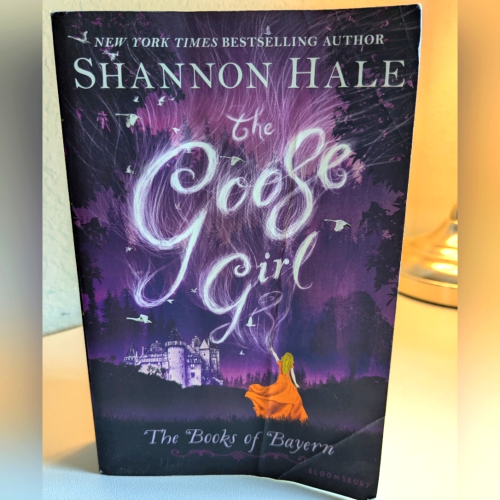 The Goose Girl by Shannon Hale Paperback Good Condition Earmarked Cover/Pages